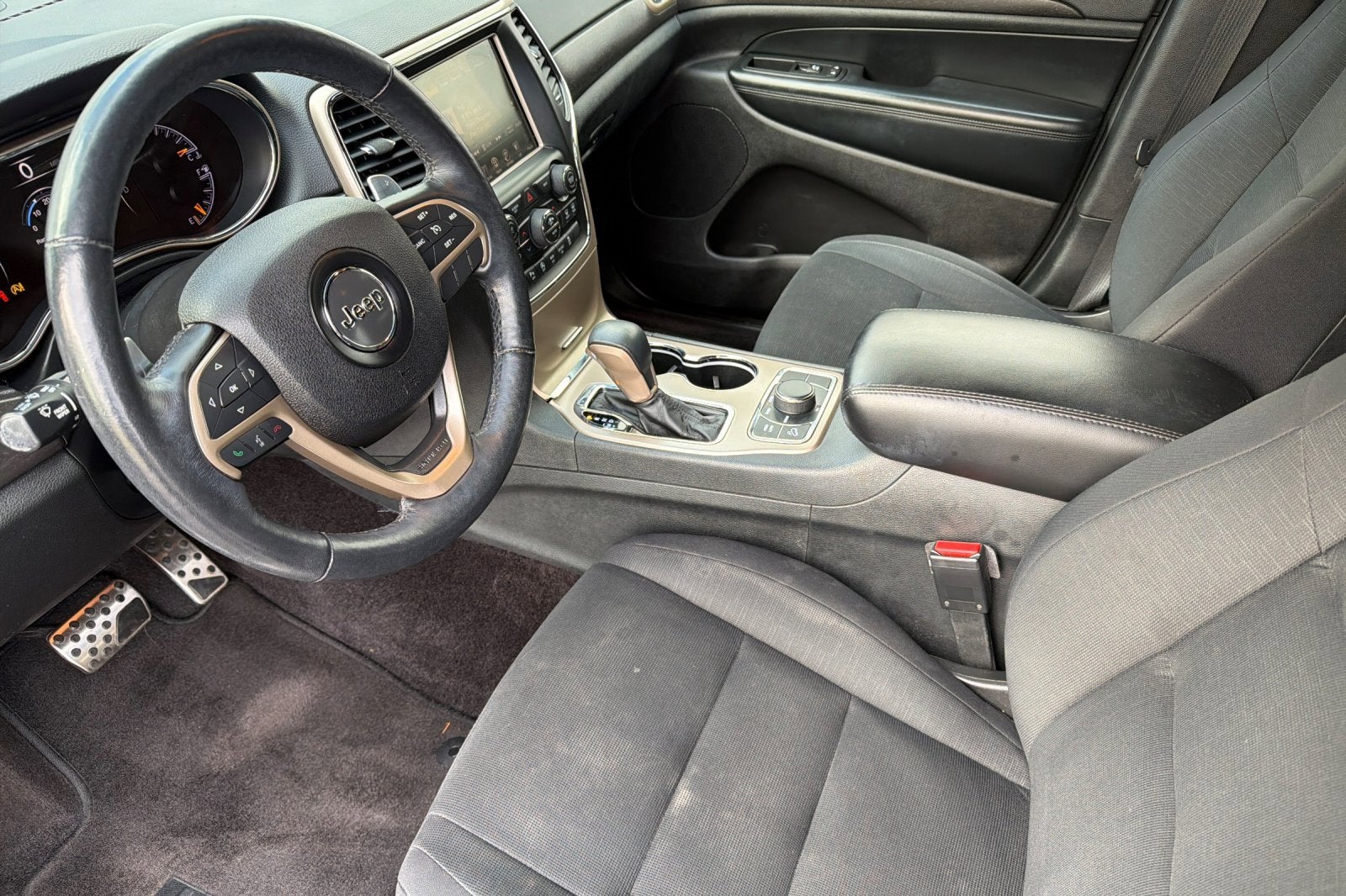 2016 Jeep Grand Cherokee Laredo