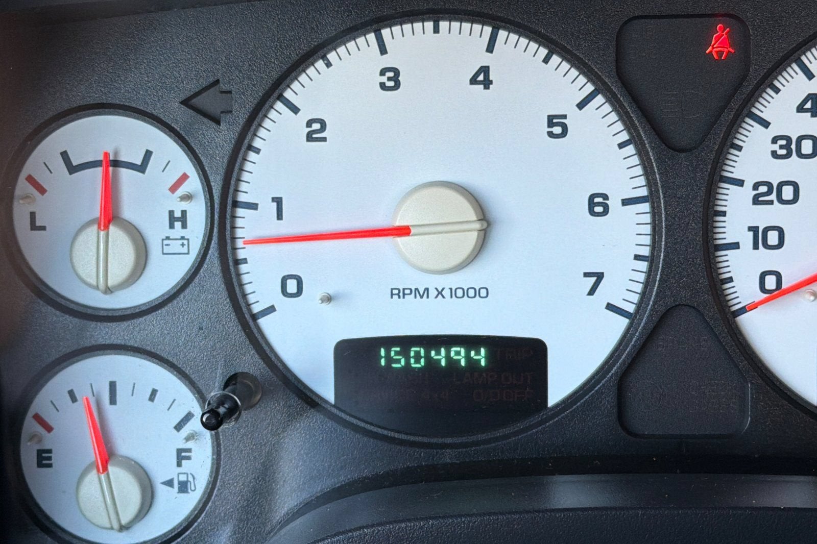 2002 Dodge Ram 1500 REG 140.5WB 4X4