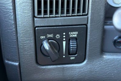 2002 Dodge Ram 1500 REG 140.5WB 4X4