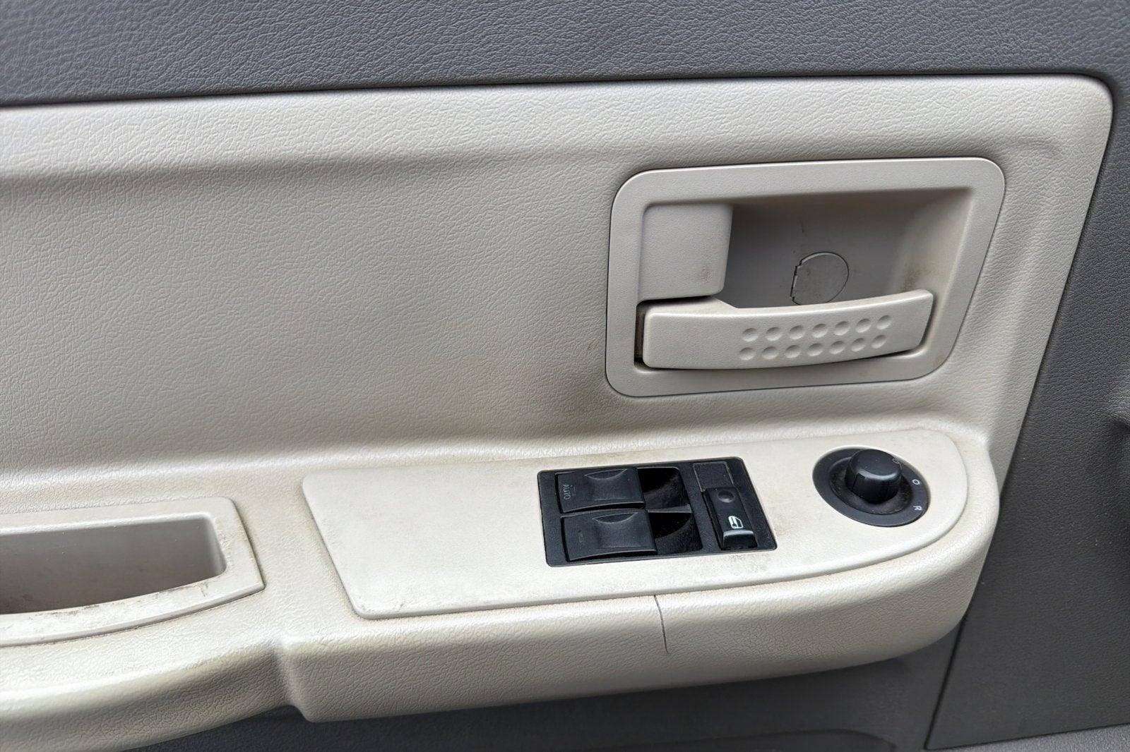 2005 Dodge Dakota SLT