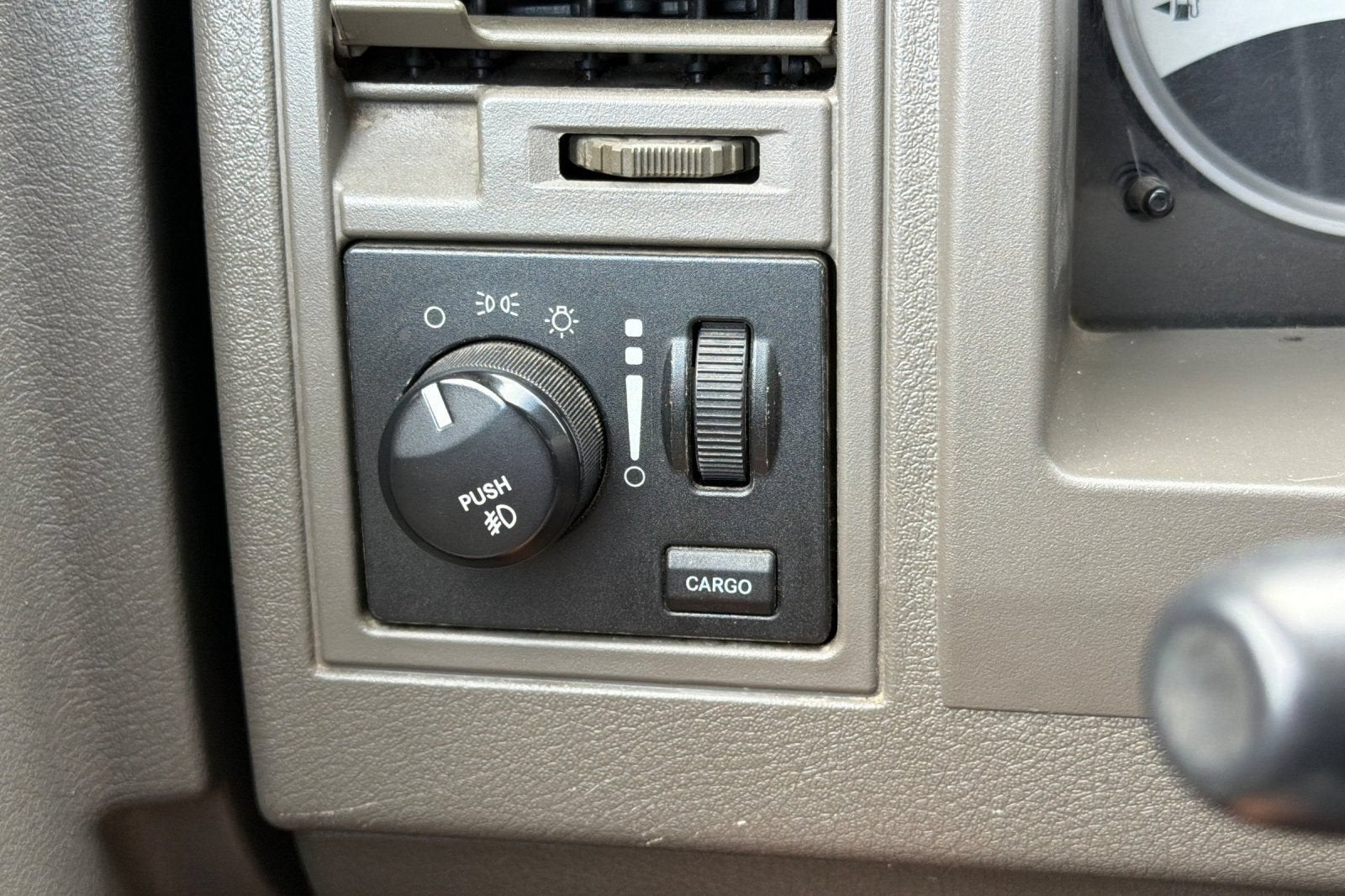 2005 Dodge Dakota SLT