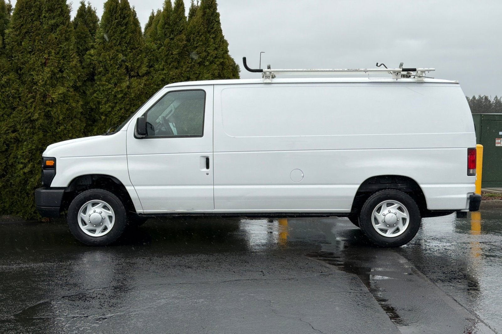 2014 Ford Econoline Cargo Van Commercial