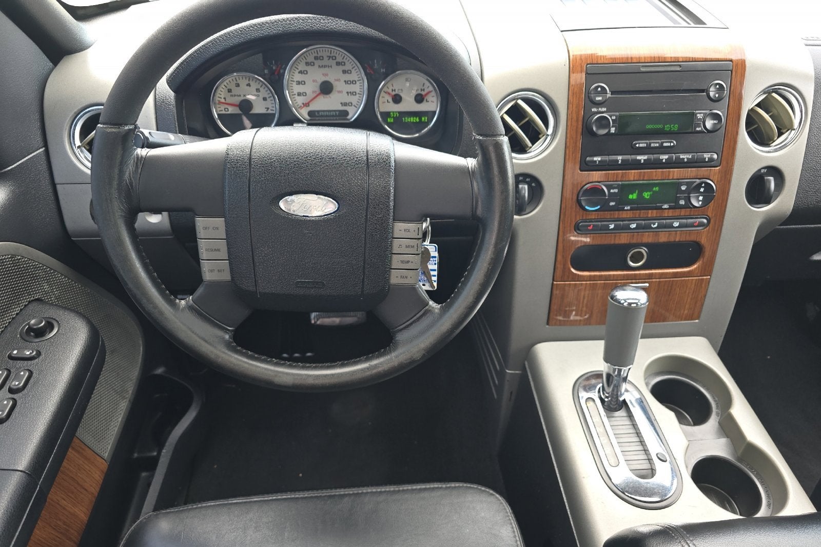 2004 Ford F-150 XLT