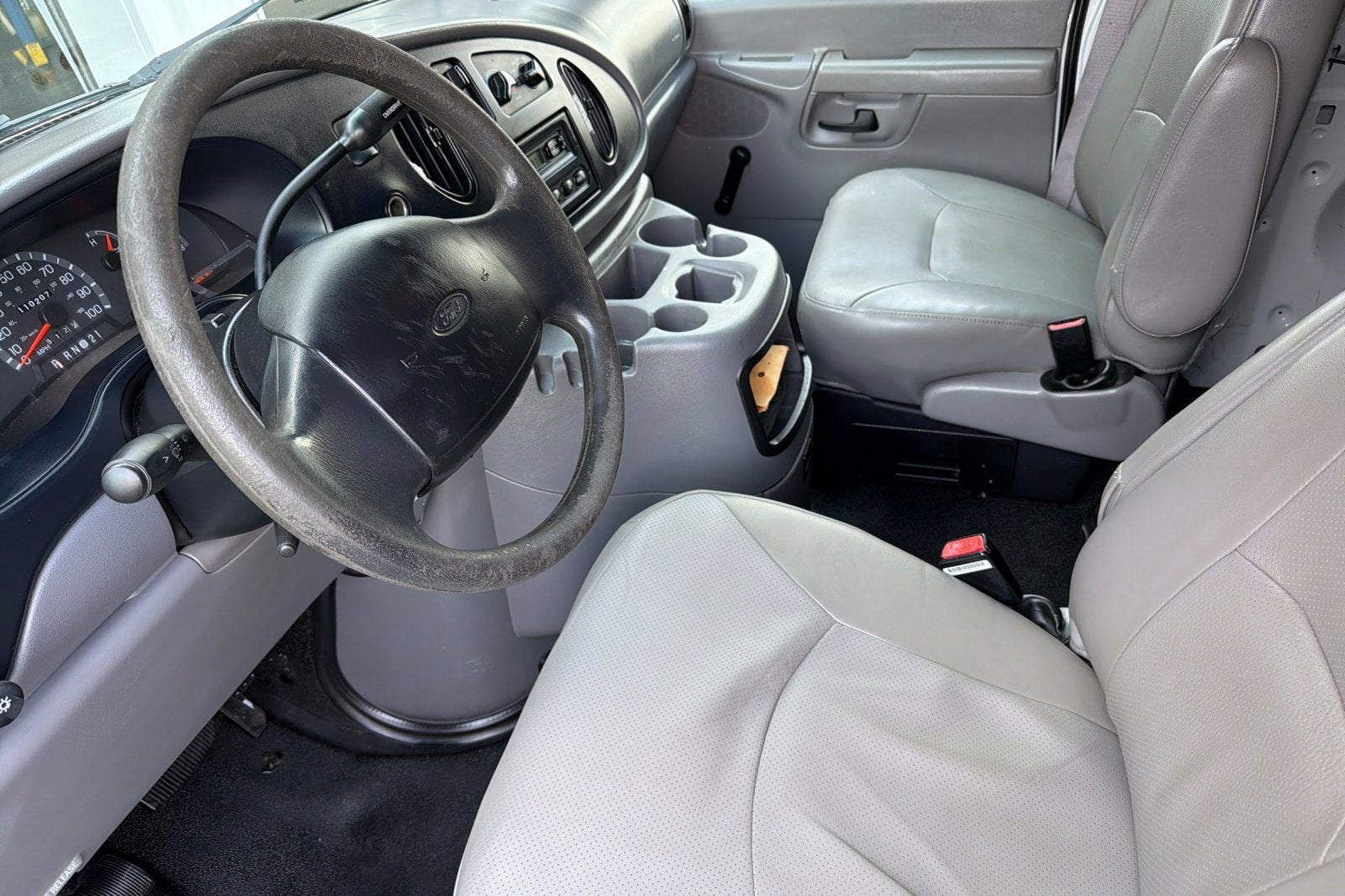 2002 Ford Econoline Cargo Van Base