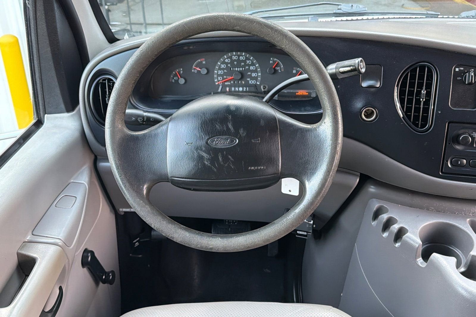 2002 Ford Econoline Cargo Van Base