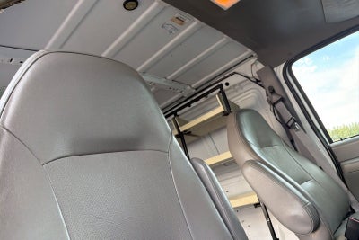 2002 Ford Econoline Cargo Van Base