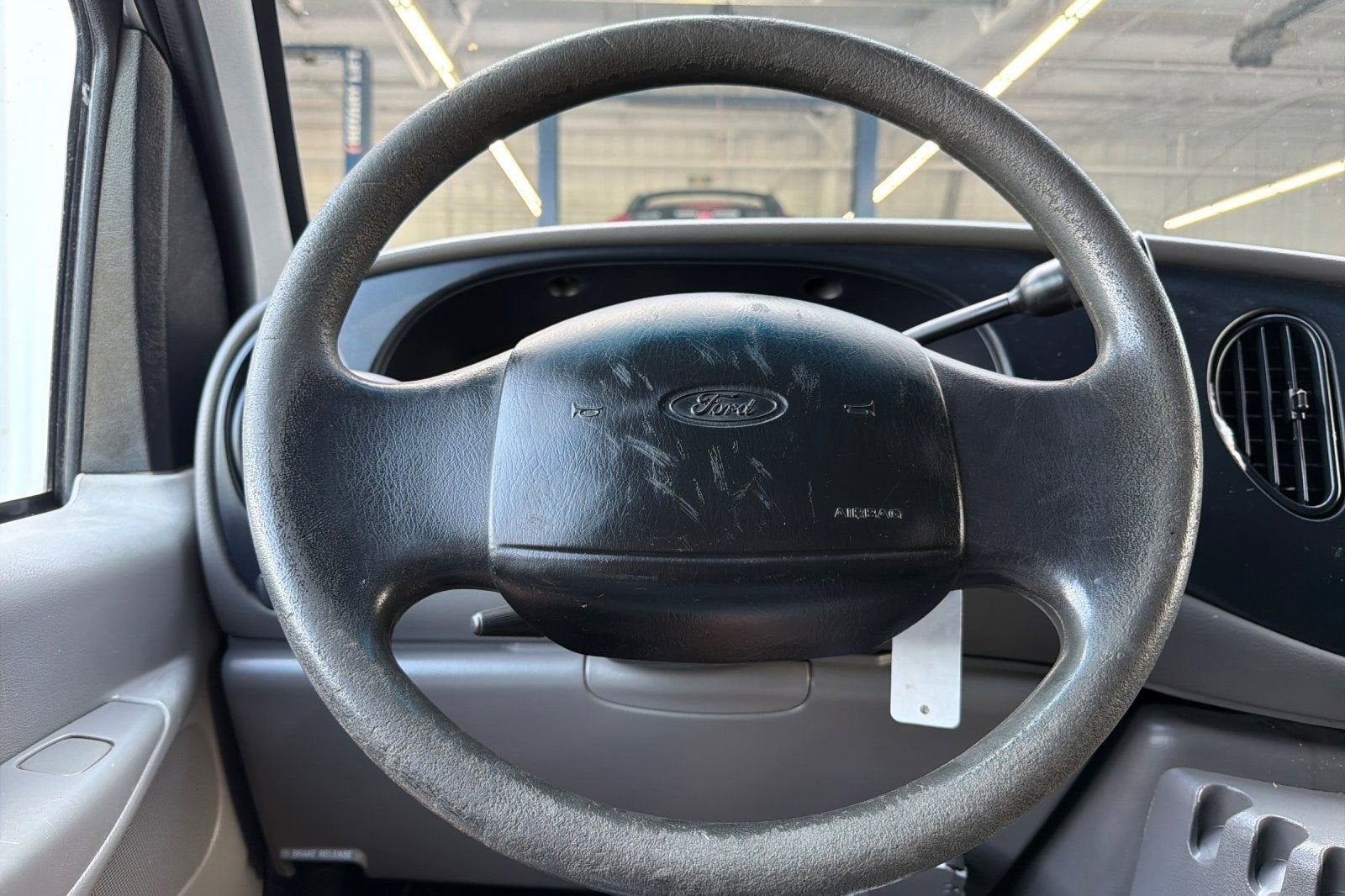 2002 Ford Econoline Cargo Van Base