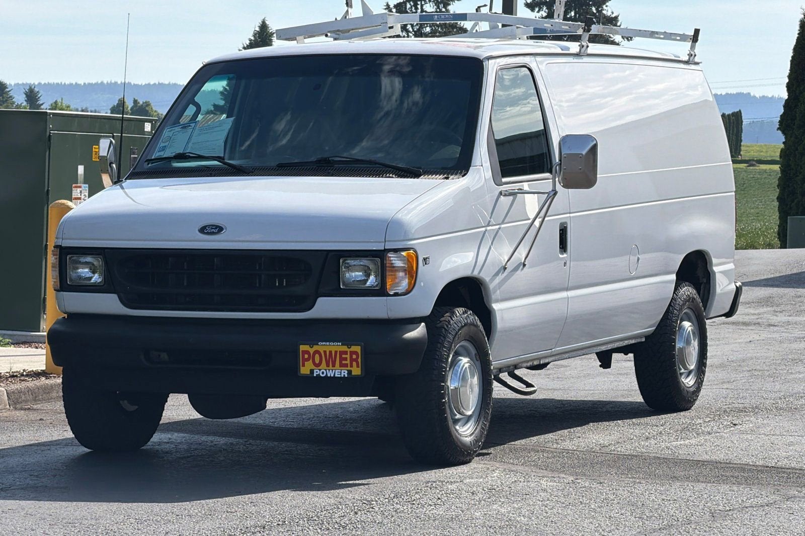 2002 Ford Econoline Cargo Van Base