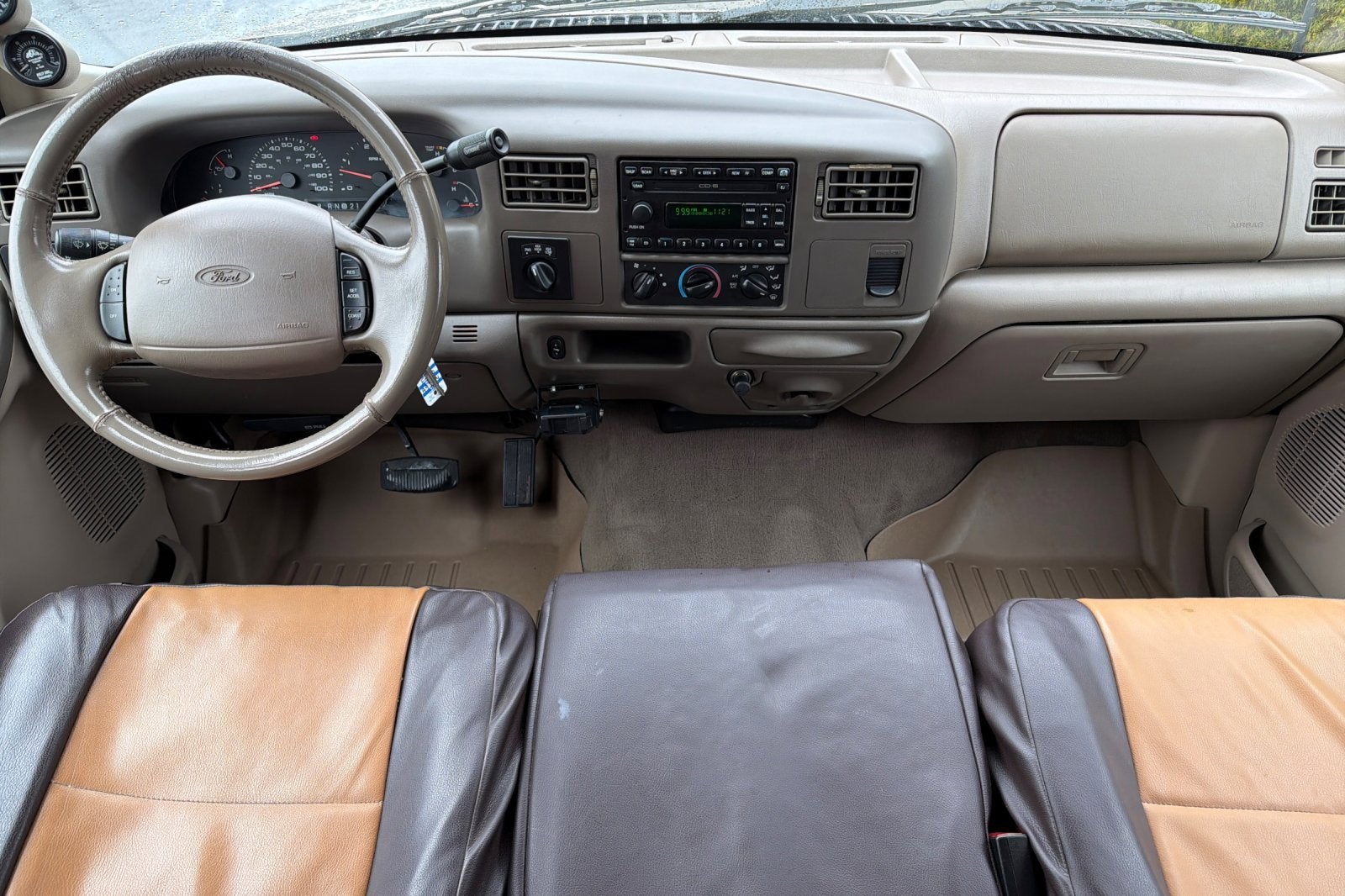 2002 Ford Super Duty F-350 SRW XL