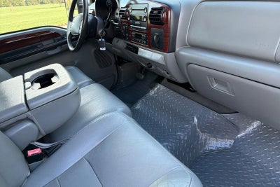 2005 Ford Super Duty F-350 SRW XL