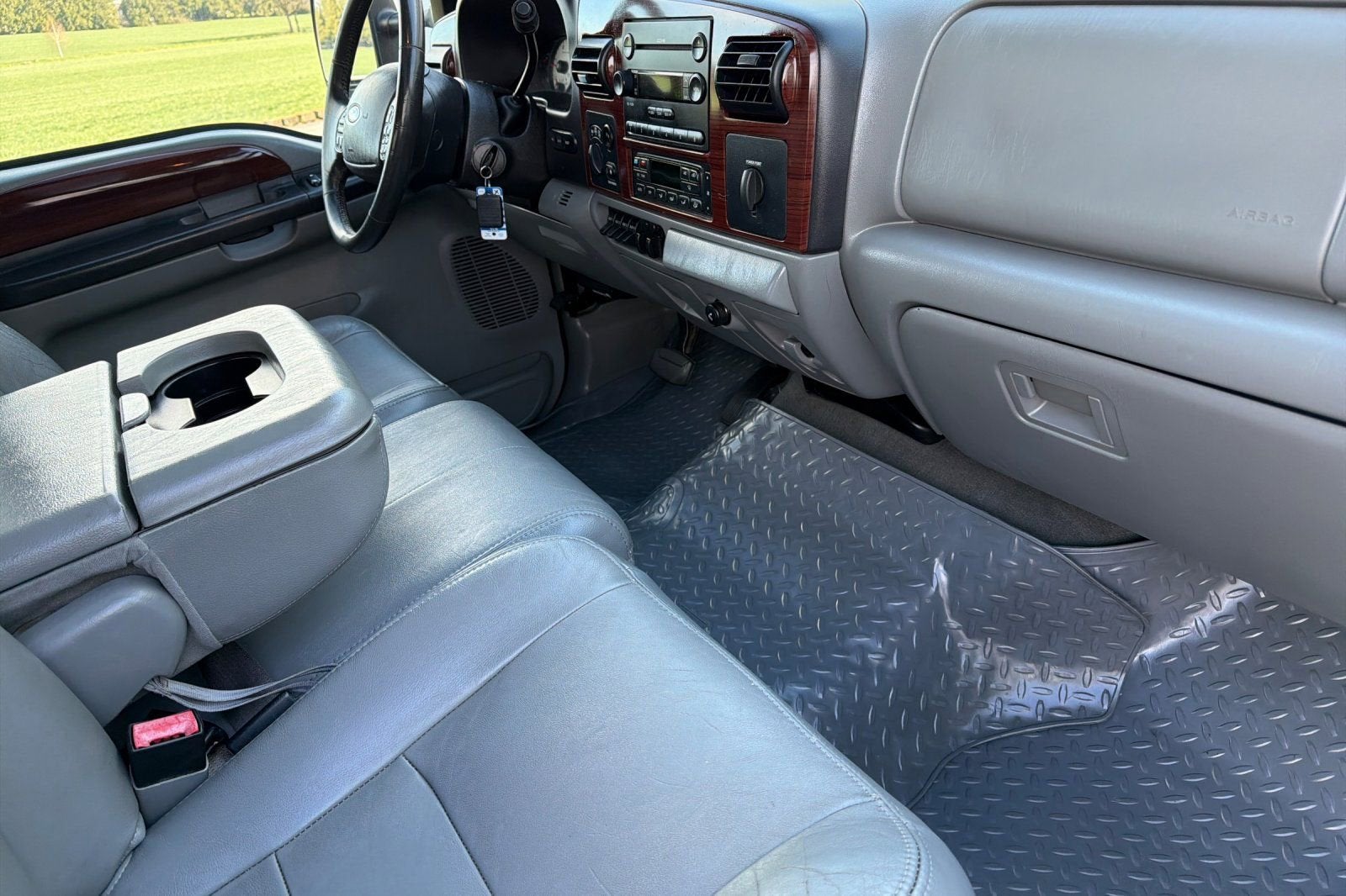 2005 Ford Super Duty F-350 SRW XL
