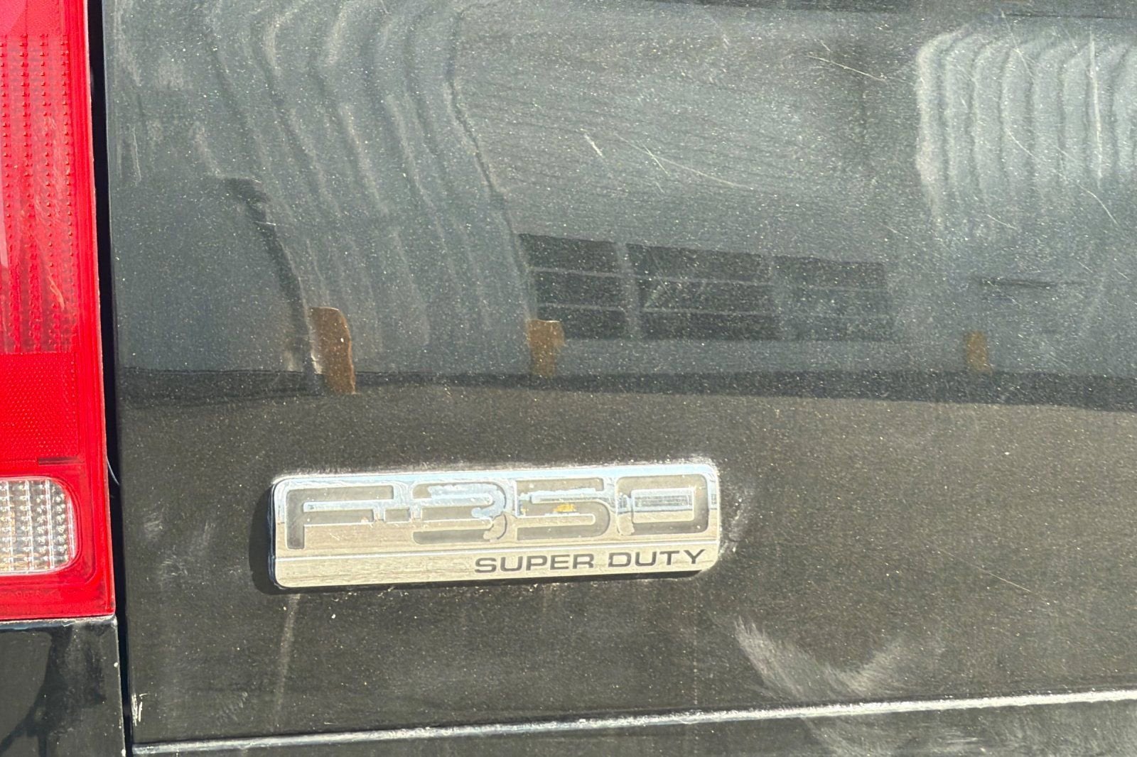 2005 Ford Super Duty F-350 SRW XL