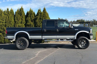 2005 Ford Super Duty F-350 SRW XL