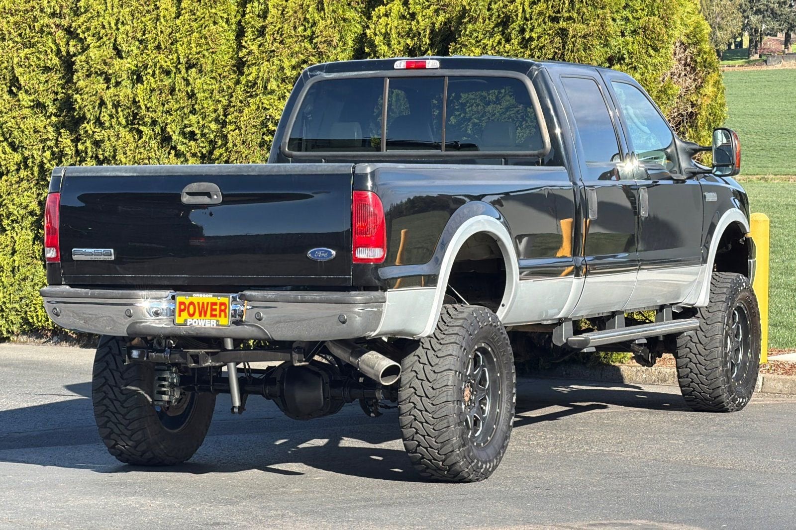 2005 Ford Super Duty F-350 SRW XL