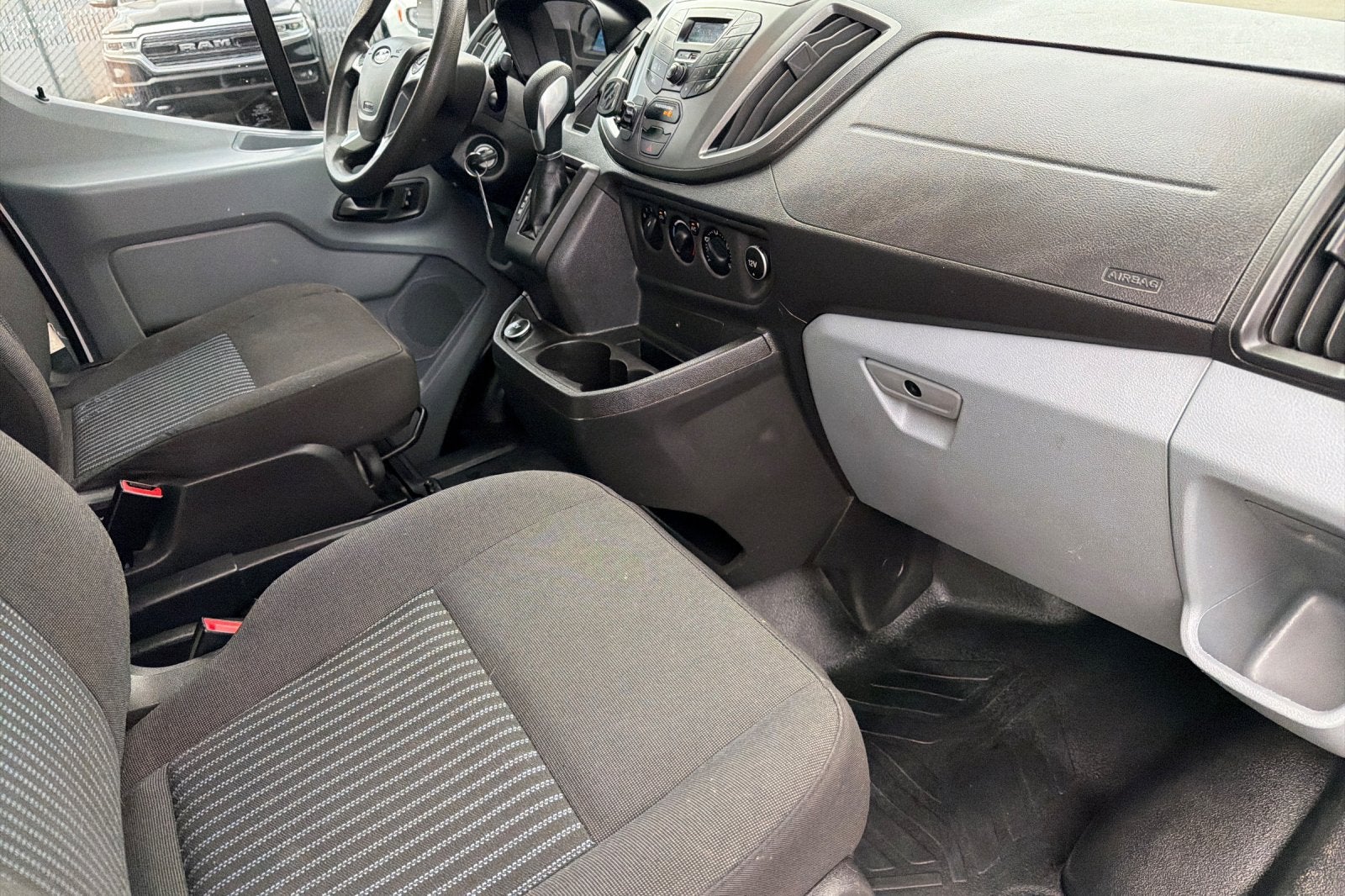 2018 Ford Transit Van T-250 148 MD RF S