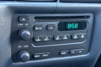 2004 Chevrolet Cavalier Base