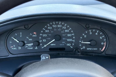 2004 Chevrolet Cavalier Base