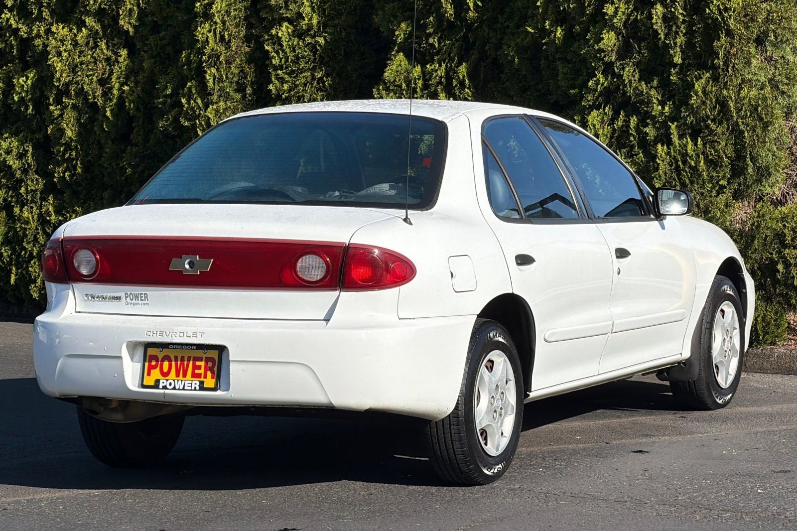 2004 Chevrolet Cavalier Base