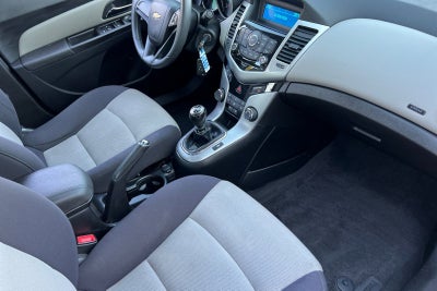 2013 Chevrolet Cruze LS