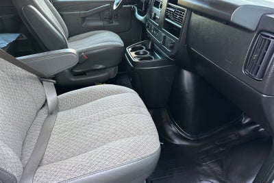 2023 Chevrolet Express Passenger 3500 1LS