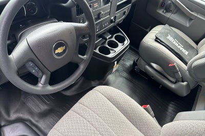 2025 Chevrolet Express Cutaway 3500 1WT