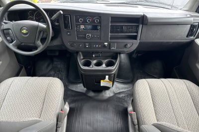 2025 Chevrolet Express Cutaway 3500 1WT
