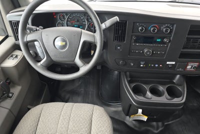 2025 Chevrolet Express Cutaway 3500 1WT