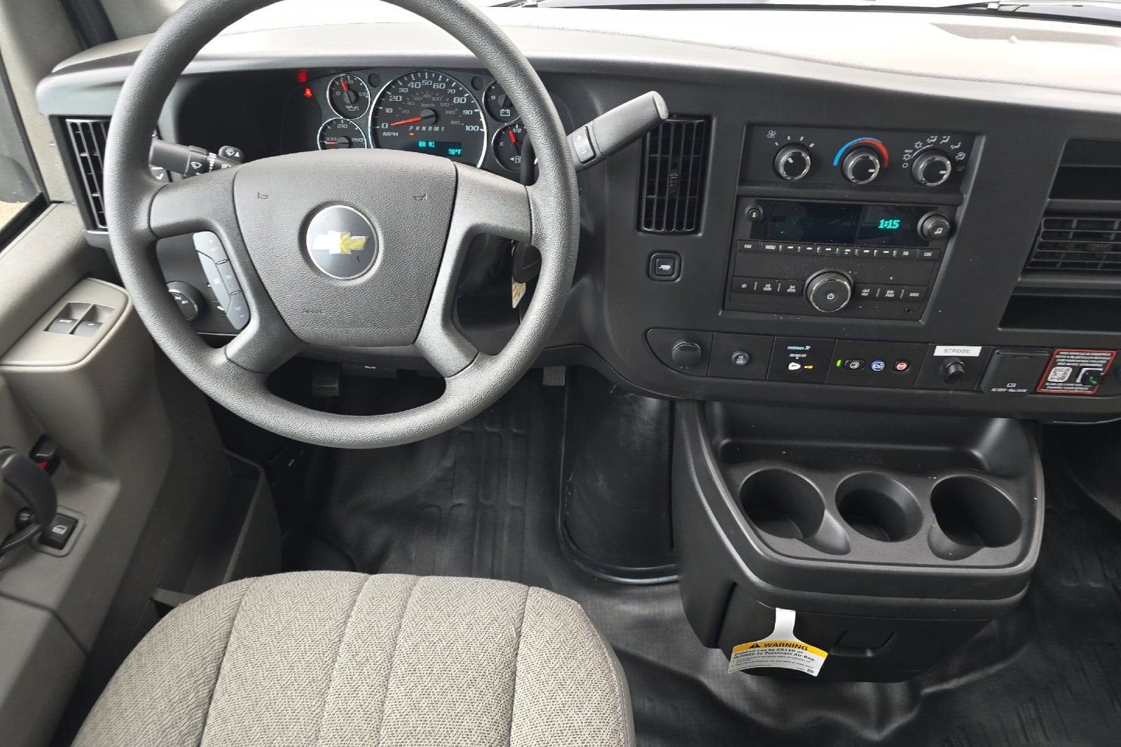 2025 Chevrolet Express Cutaway 3500 1WT