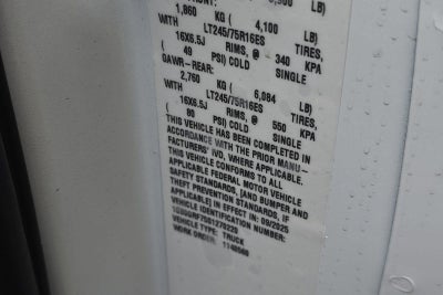 2025 Chevrolet Express Cutaway 3500 1WT