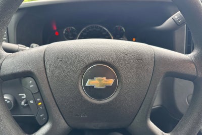 2025 Chevrolet Express Cutaway 3500 1WT