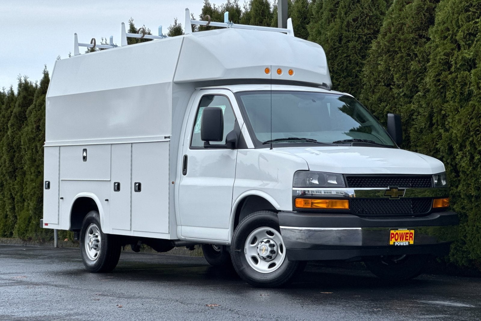 2025 Chevrolet Express Cutaway 3500 1WT