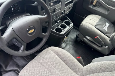 2025 Chevrolet Express Cutaway 3500 1WT