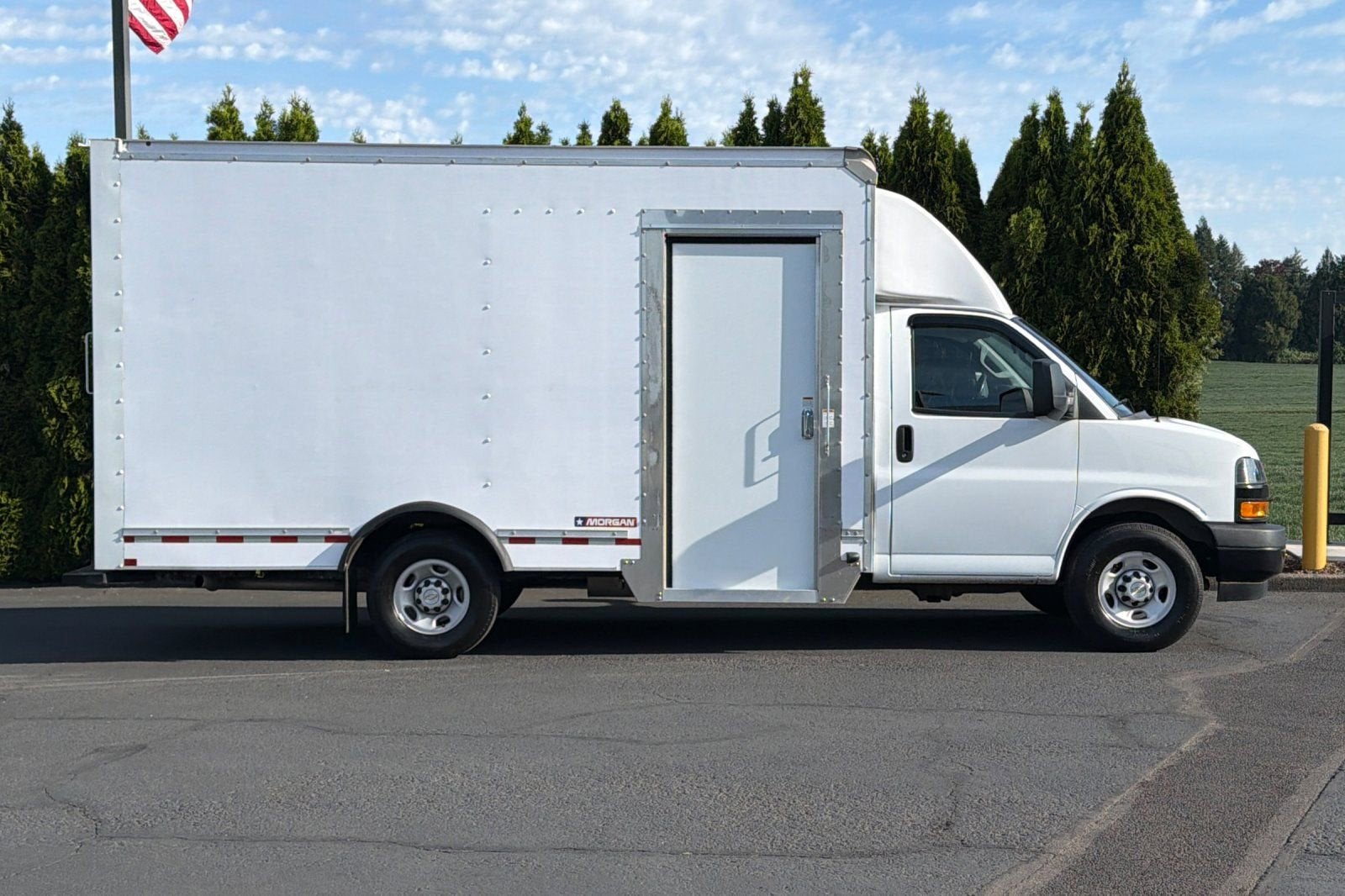 2023 Chevrolet Express Cutaway 3500 1WT
