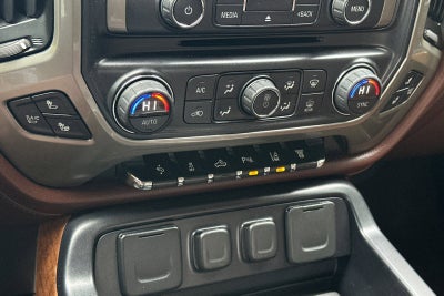 2015 Chevrolet Silverado 3500 HD High Country