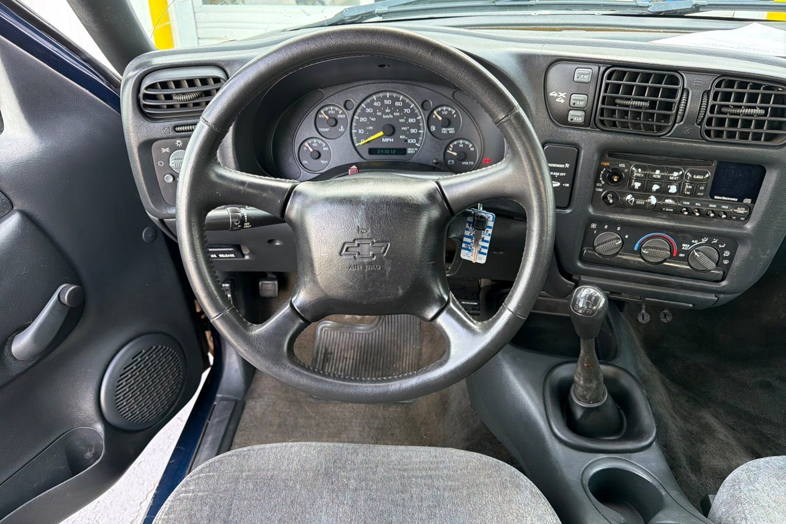 1999 Chevrolet S10 LS