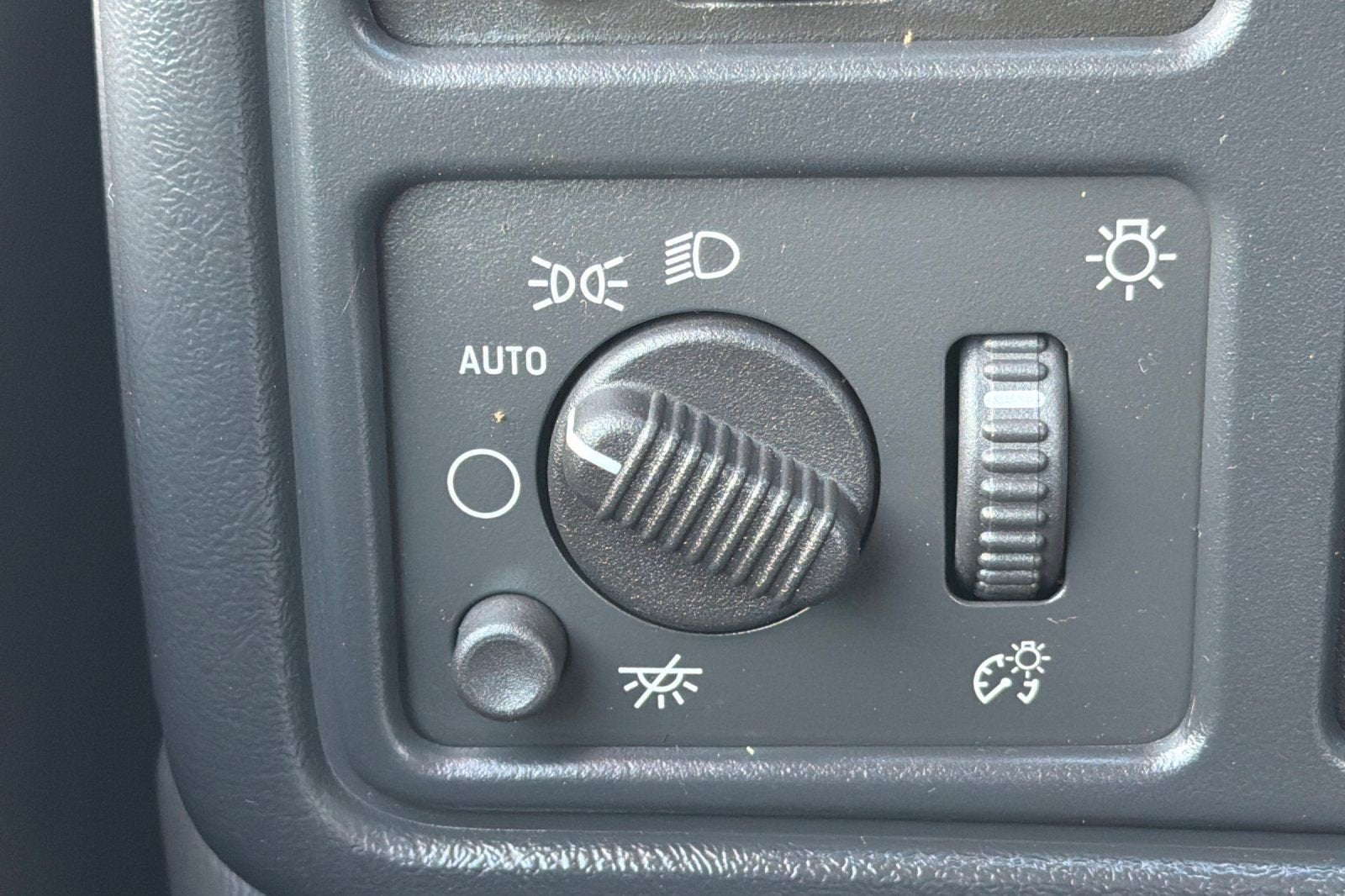 2004 Chevrolet Silverado 1500 Work Truck