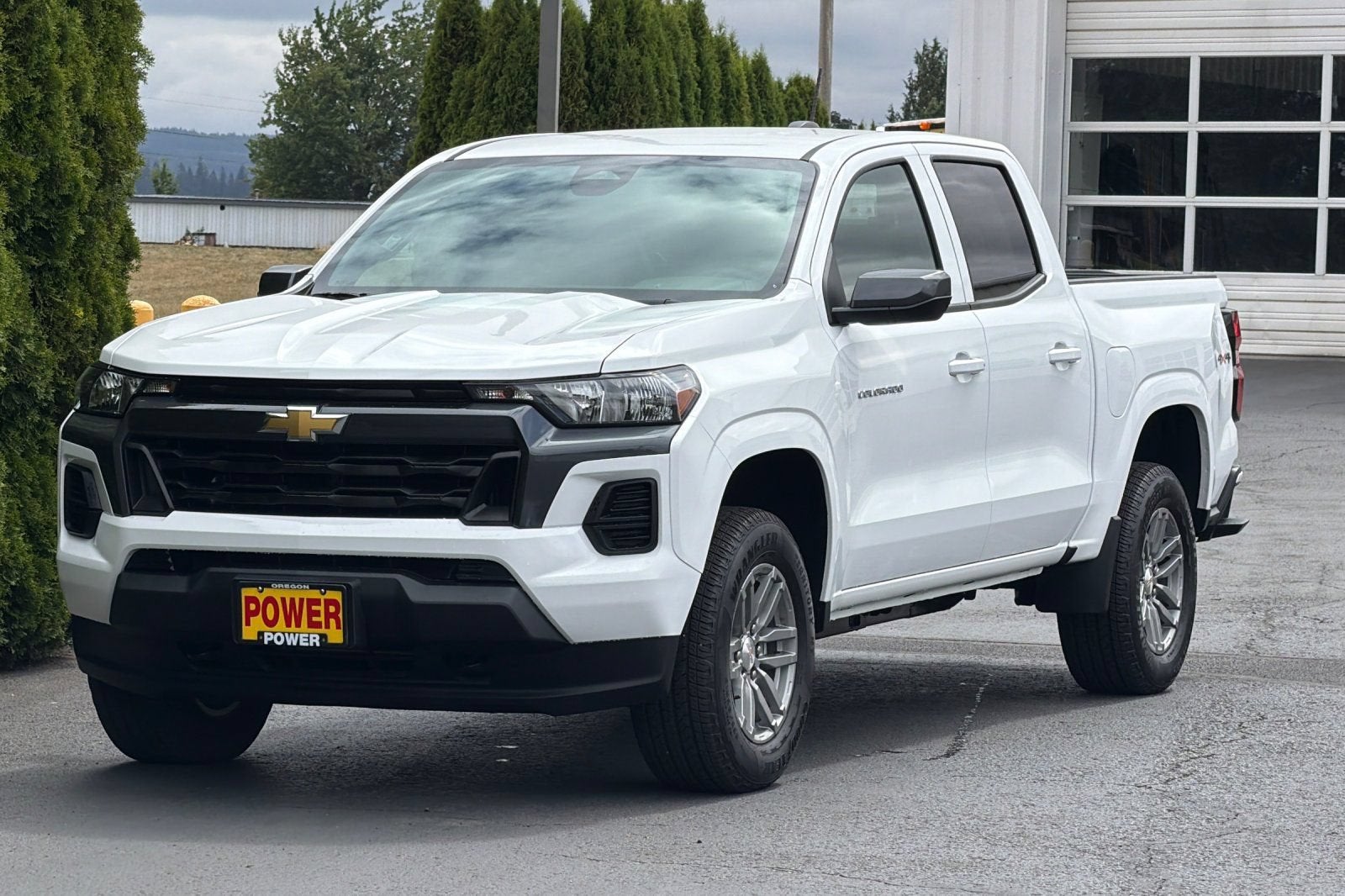 2025 Chevrolet Colorado WT/LT