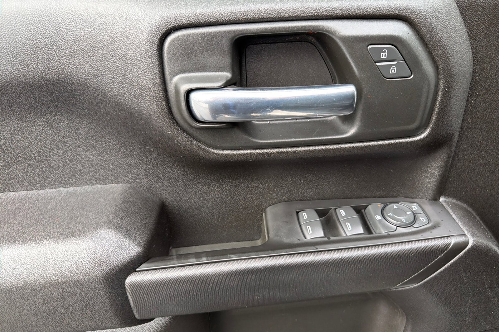 2023 Chevrolet Silverado 1500 WT