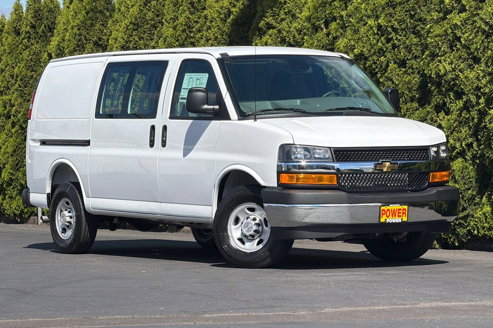 2026 Chevrolet Express Cargo 1WT