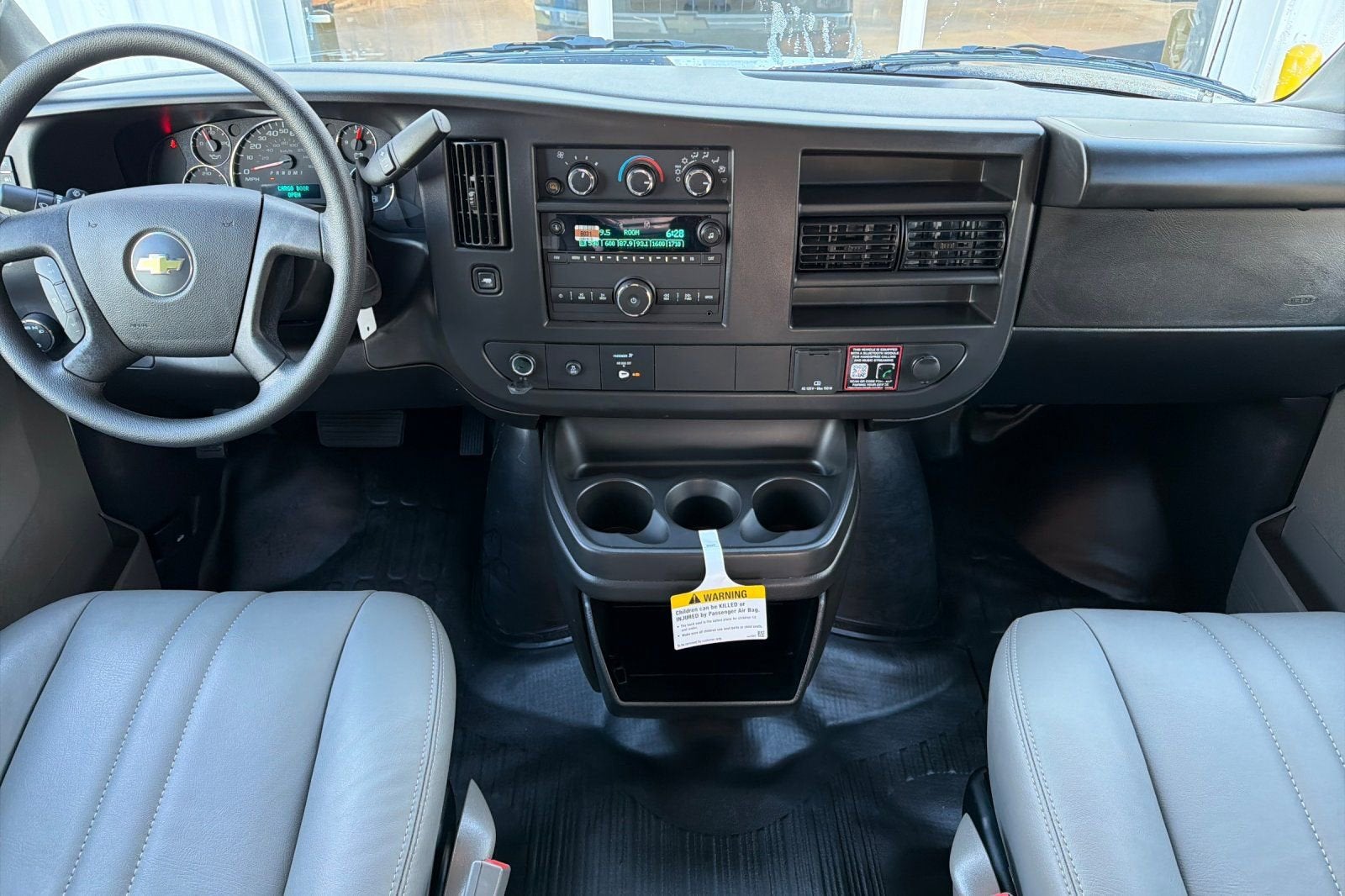 2026 Chevrolet Express Cargo 1WT