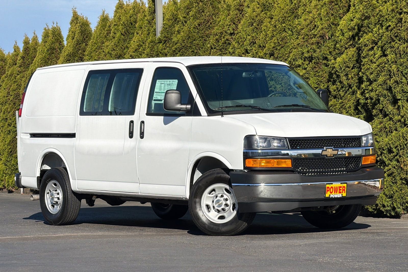 2026 Chevrolet Express Cargo 1WT