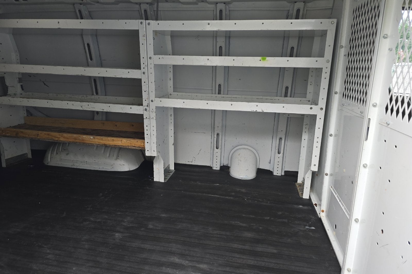 2017 Chevrolet Express Cargo 2500 2500 RWD 135"