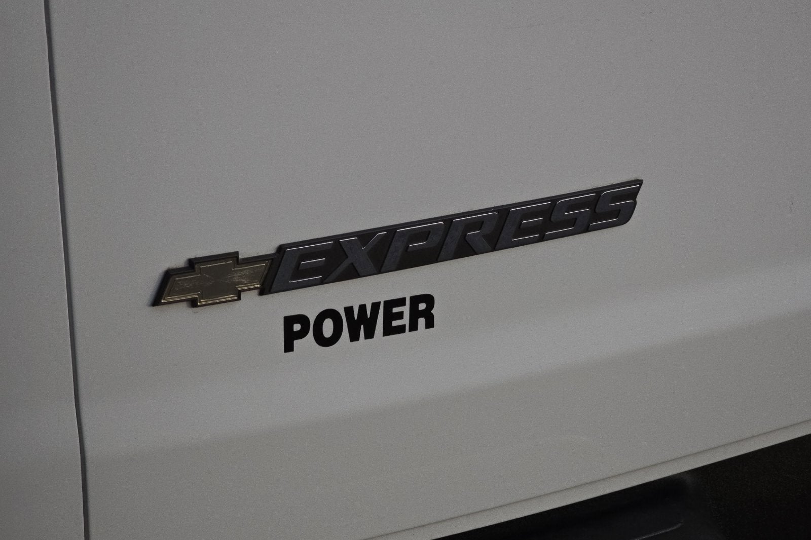 2024 Chevrolet Express Cargo 2500 WT