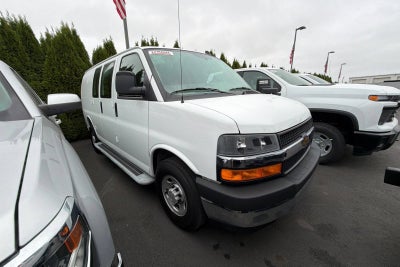 2025 Chevrolet Express Cargo WT