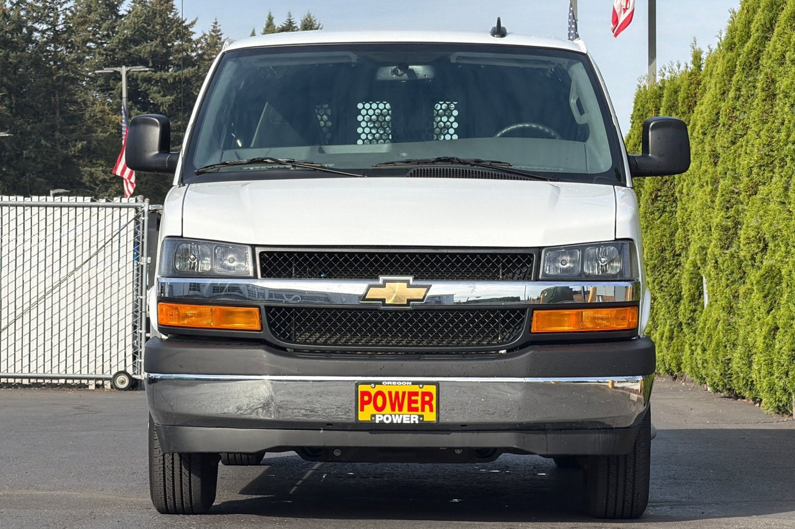 2025 Chevrolet Express Cargo WT