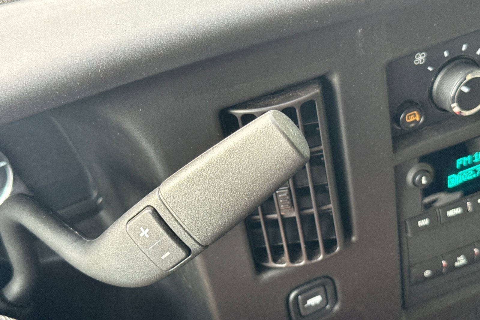 2024 Chevrolet Express Cargo 2500 WT