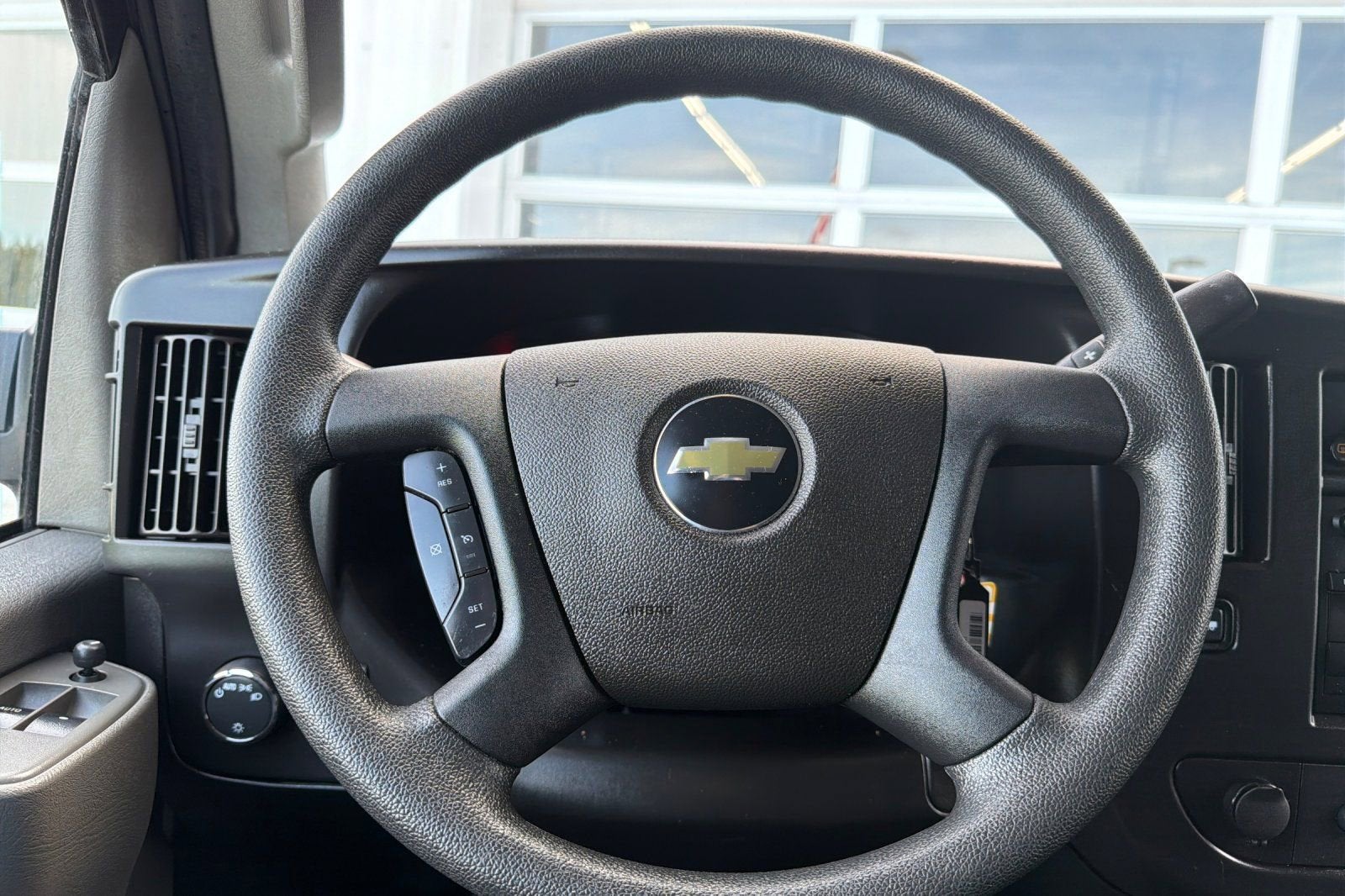 2024 Chevrolet Express Cargo 2500 WT