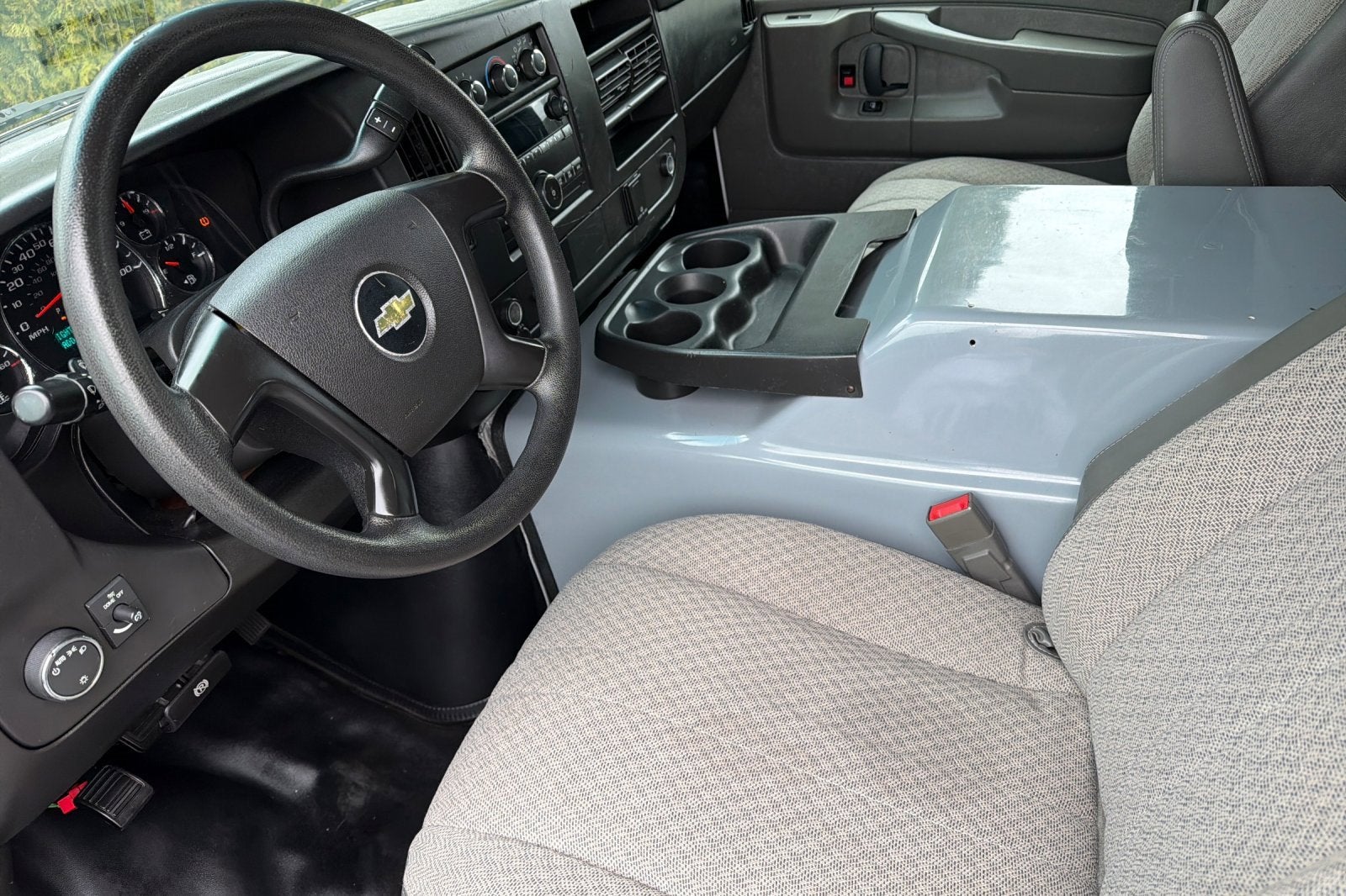 2015 Chevrolet Express Cargo 2500 2500 RWD 135"