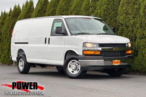 2025 Chevrolet Express Cargo 3500 WT
