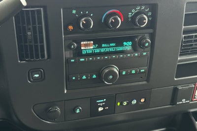 2025 Chevrolet Express Cargo 3500 WT